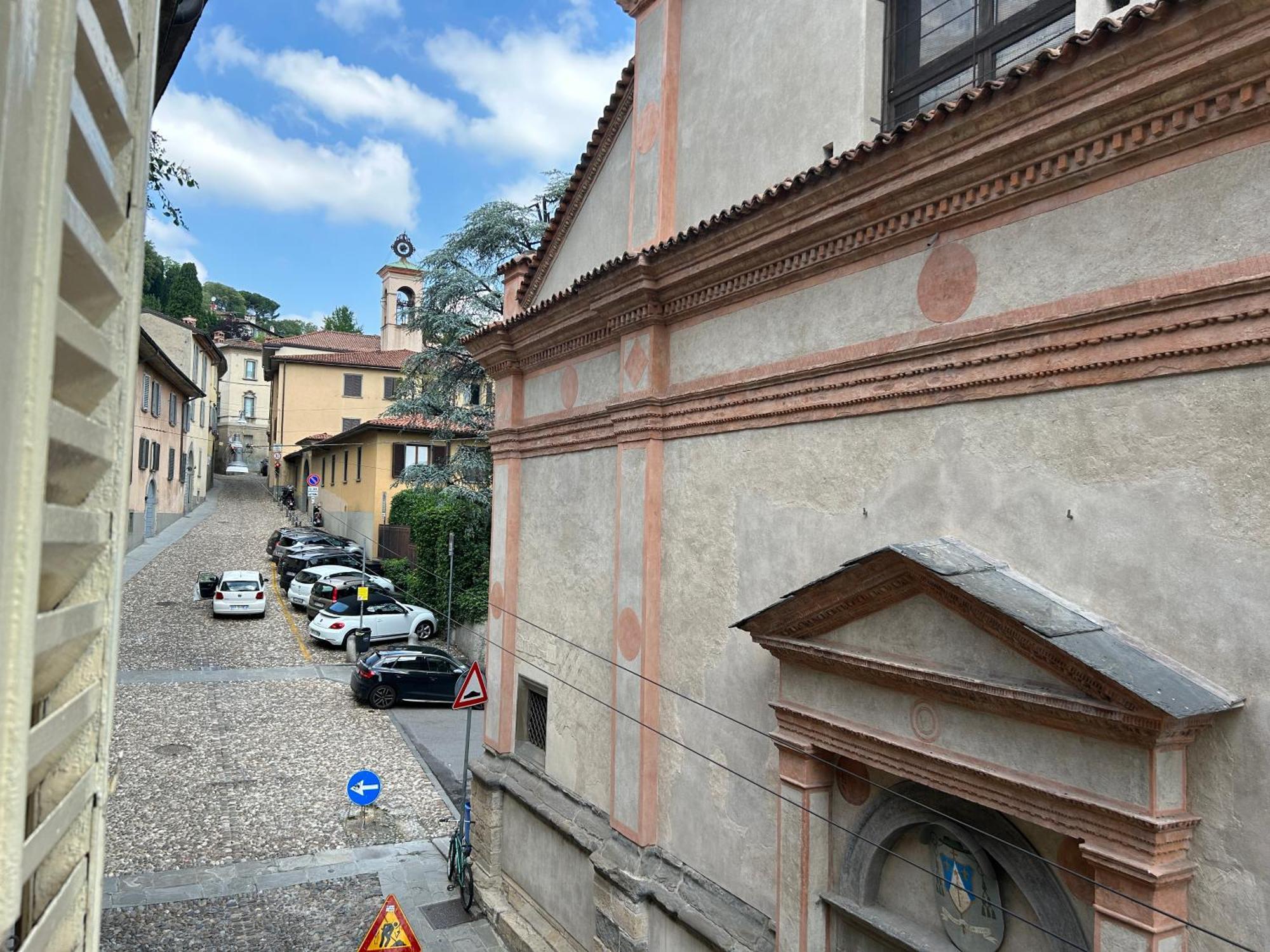 Alessandro 82 - Immobili E Soluzioni Rent Bergamo Eksteriør billede